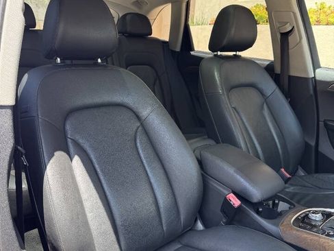 Used 2012 Audi Q5 3.2 Prestige AWD/4WD image 10
