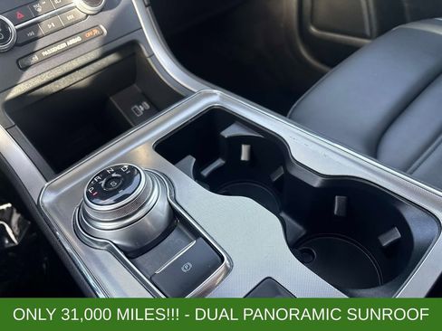 Used 2022 Ford Edge SEL w/ Convenience Package image 32