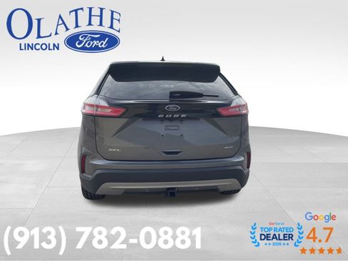 Used 2023 Ford Edge SEL w/ Convenience Package image 4