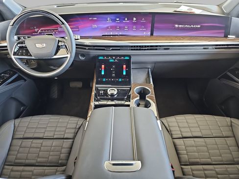 Used 2026 Cadillac Escalade Platinum Sport w/ LPO, ONYX Package AWD/4WD image 40