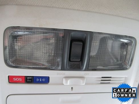 Used 2017 Subaru Forester 2.5i Premium image 11