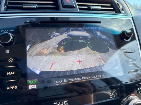 Used 2018 Subaru Outback 2.5i Limited AWD/4WD image 18