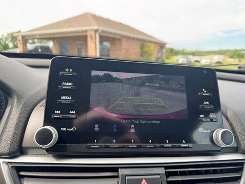 Used 2020 Honda Accord LX image 16