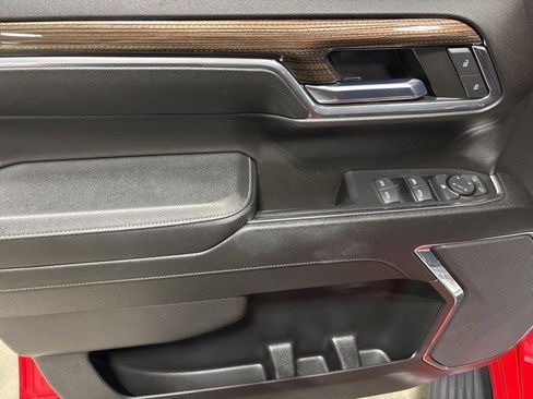 Certified 2024 Chevrolet Silverado 1500 LT w/ Z71 Off-Road Package image 17