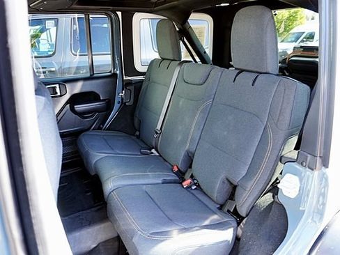 Used 2024 Jeep Wrangler Unlimited Sport AWD/4WD image 18