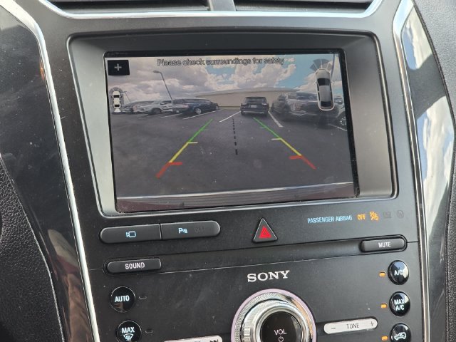 Used 2019 Ford Explorer Limited w/ Class III Trailer Tow Package AWD/4WD image 10