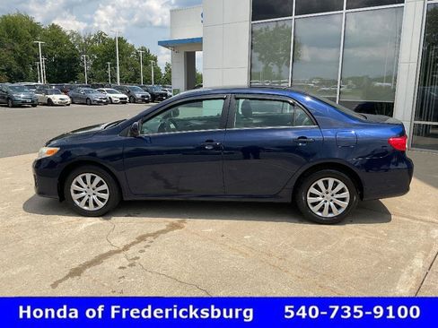 Used 2013 Toyota Corolla LE FWD image 3