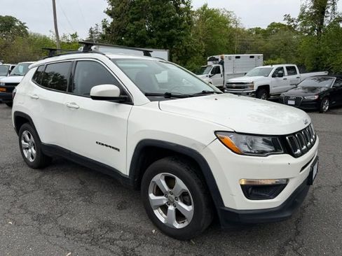 Used 2020 Jeep Compass Latitude AWD/4WD image 5
