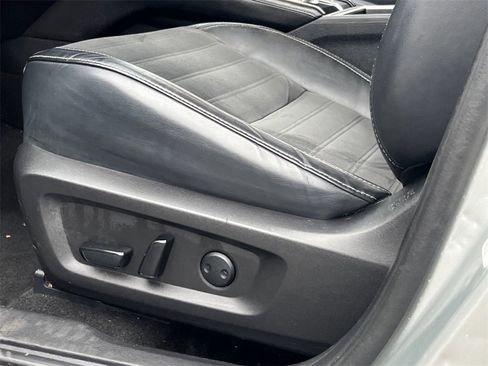 Used 2022 Mitsubishi Outlander SE image 21