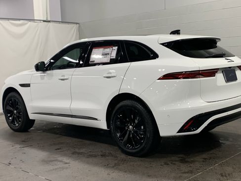 New 2026 Jaguar F-PACE R-Dynamic S image 12