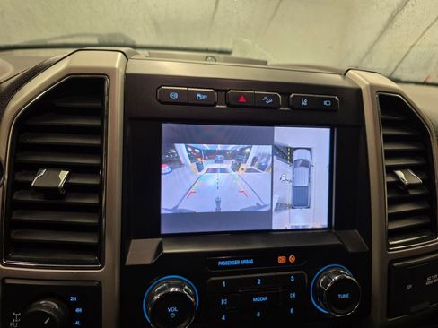 Used 2020 Ford F250 Lariat w/ FX4 Off-Road Package image 29