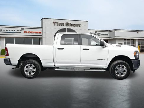 Used 2024 RAM 2500 Big Horn AWD/4WD image 6