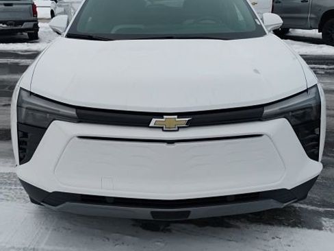 New 2026 Chevrolet Blazer EV LT image 8