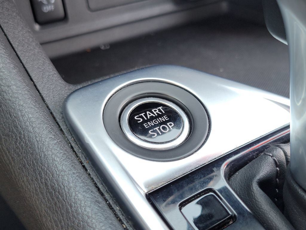 Used 2024 Nissan Sentra SV FWD image 11