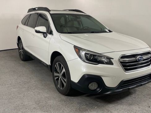 Used 2018 Subaru Outback 2.5i Limited AWD/4WD image 1