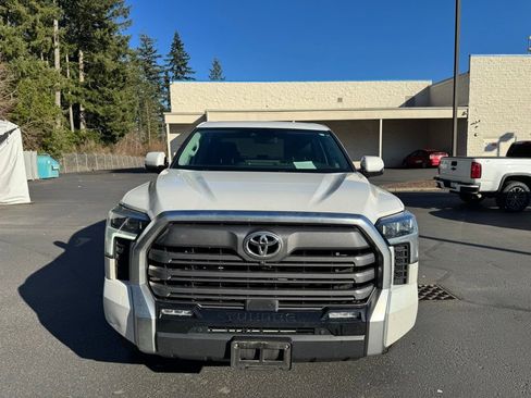 Used 2022 Toyota Tundra Limited image 3