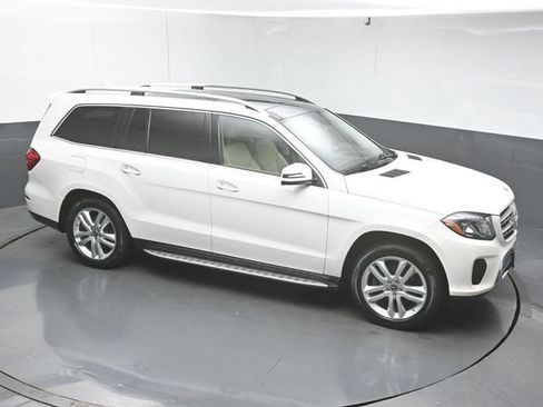 Used 2018 Mercedes-Benz GLS 450 4MATIC w/ Premium Package image 43