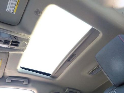 Used 2015 Chevrolet Equinox LT w/ Driver Convenience Package image 9