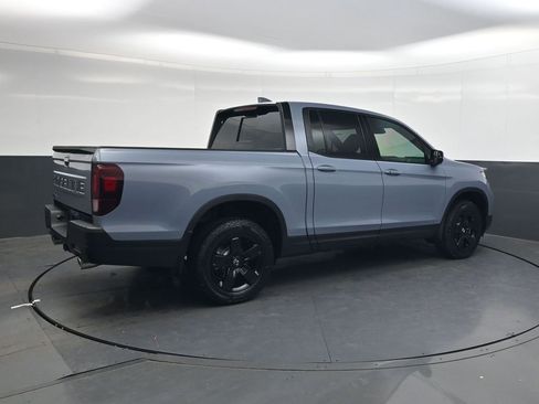 New 2026 Honda Ridgeline Black Edition image 4