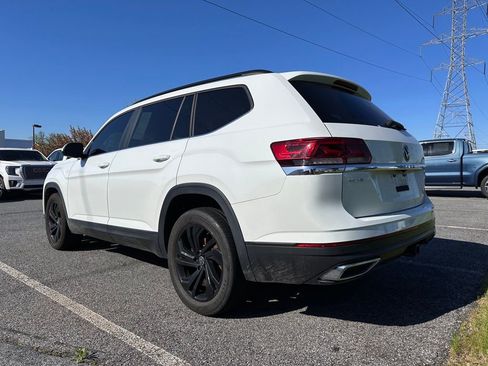Used 2022 Volkswagen Atlas SE w/ Panoramic Sunroof Package AWD/4WD image 3