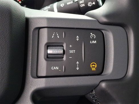 Certified 2025 Land Rover Defender 110 S image 17