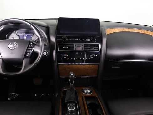 Used 2024 Nissan Armada SL image 42