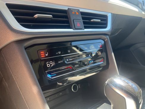 New 2026 Volkswagen Taos SE FWD image 20