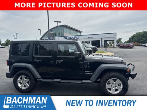 Used 2014 Jeep Wrangler Unlimited Sport w/ Quick Order Package 24S AWD/4WD image 2