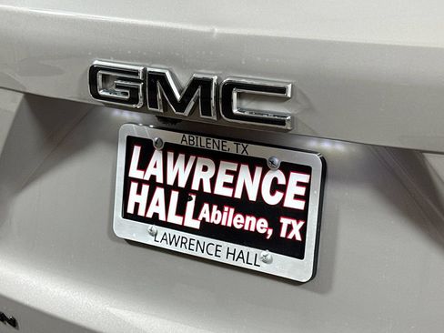 New 2027 GMC Terrain Elevation w/ Black Edition FWD image 18