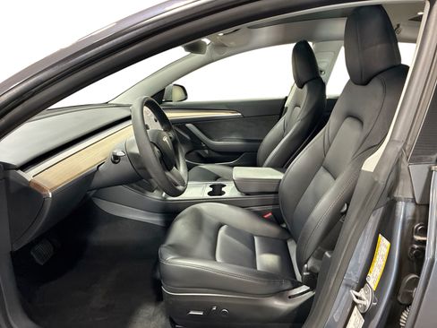 Certified 2023 Tesla Model 3 Standard Range RWD image 9
