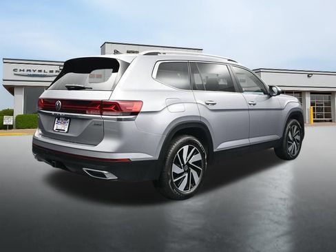 Used 2025 Volkswagen Atlas SEL AWD/4WD image 5