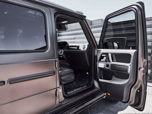 Used 2025 Mercedes-Benz G 63 AMG 4MATIC image 36