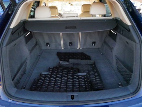 Used 2018 Audi Q5 2.0T Premium Plus w/ Premium Plus Package image 18