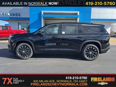 New 2026 Chevrolet Traverse LT w/ Sun and Wheel Package
