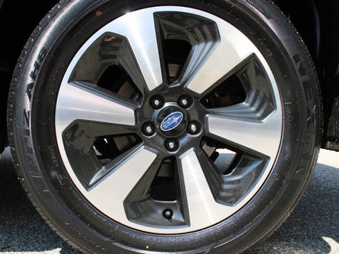 Used 2018 Subaru Forester 2.5i Premium w/ Protection Package #1 AWD/4WD image 20