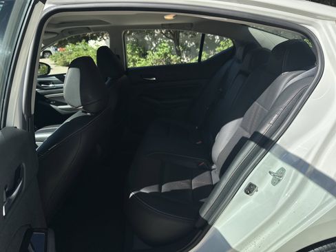 Used 2023 Nissan Altima 2.5 SR w/ SR Premium Package FWD image 28