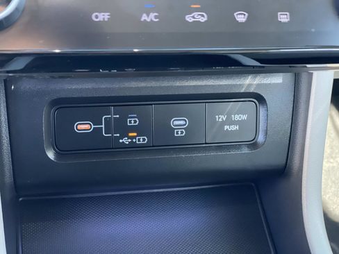 Certified 2025 Hyundai Tucson SEL image 17