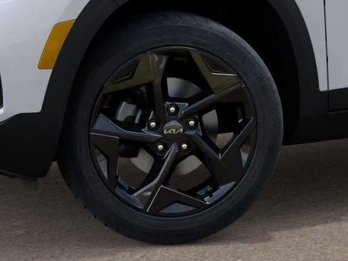 Certified 2026 Kia Seltos EX w/ EX Sunroof Package FWD image 9