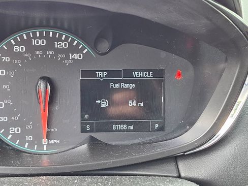 Used 2020 Chevrolet Trax LS w/ Tint and Cruise Package FWD image 12