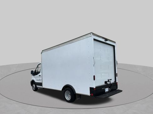 Certified 2022 Ford Transit 350 DRW RWD image 7