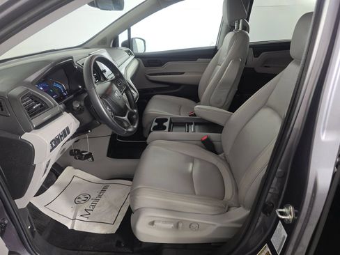 Used 2023 Honda Odyssey EX-L image 9