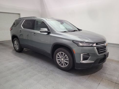 Used 2022 Chevrolet Traverse LT FWD image 11