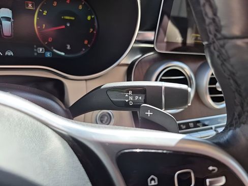 Used 2022 Mercedes-Benz GLC 300 4MATIC w/ Driver Assistance Package image 38