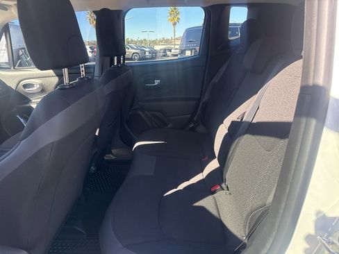 Certified 2020 Jeep Renegade Altitude image 16