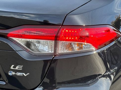 New 2026 Toyota Corolla LE FWD image 32