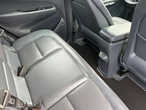 Used 2019 Chevrolet Bolt Premier w/ Infotainment Package image 19