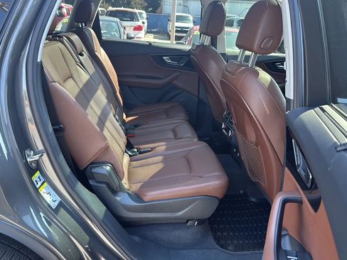 Used 2019 Audi Q7 3.0T Premium Plus w/ Premium Plus Package image 12