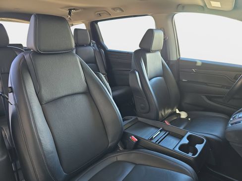 Certified 2024 Honda Odyssey EX-L image 10