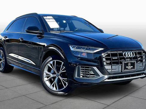 Used 2020 Audi Q8 Premium w/ Black Optic Package image 4