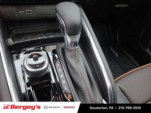 New 2026 GMC Canyon AT4 image 13